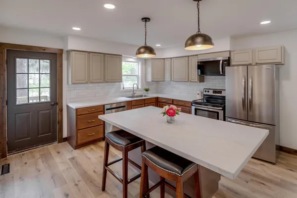 $337,000 | 17323 Smith Road, Brainerd, MN 56401