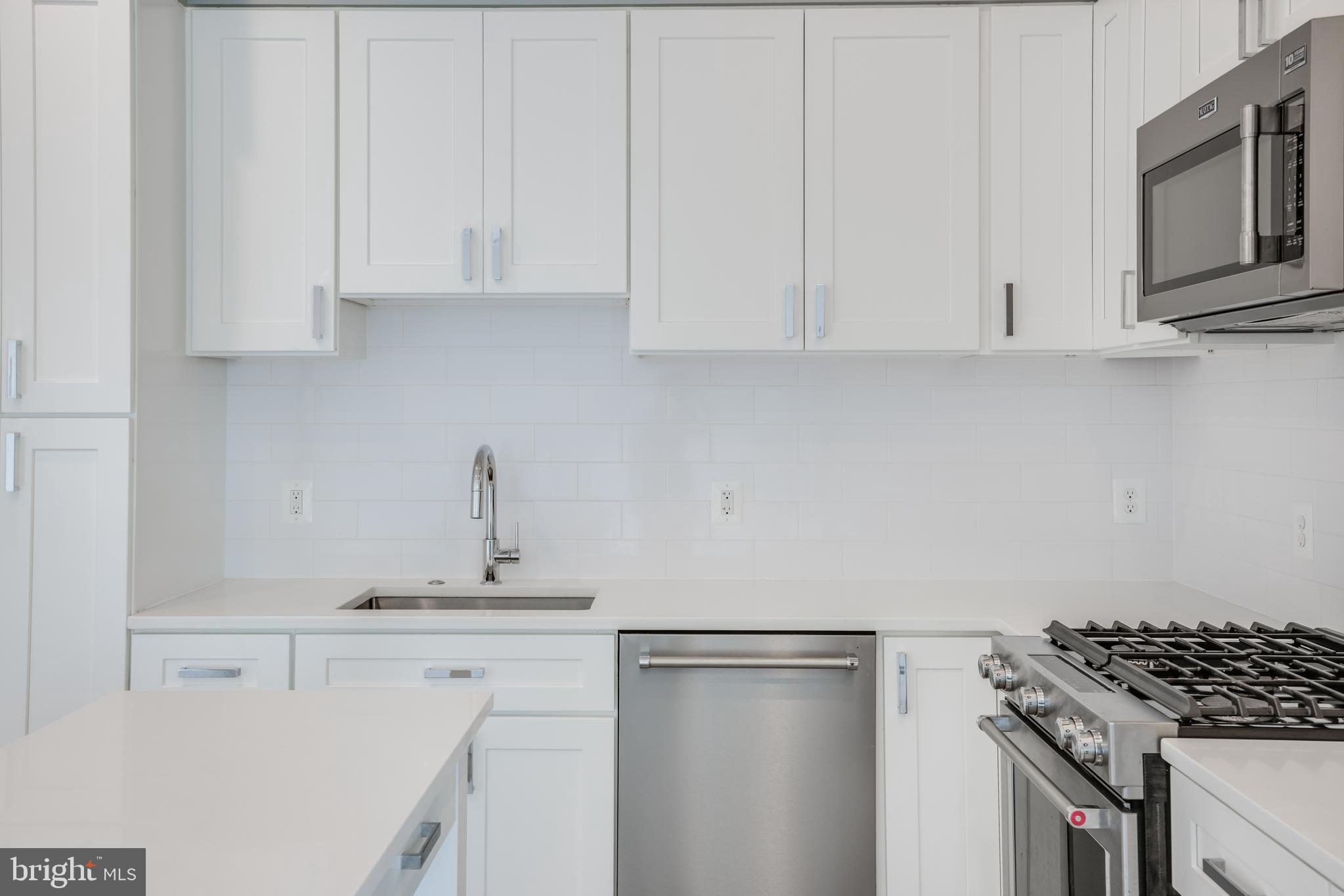 525 Park Road Northwest, Unit 304 Washington, DC 20010 - Photo 7 of 16