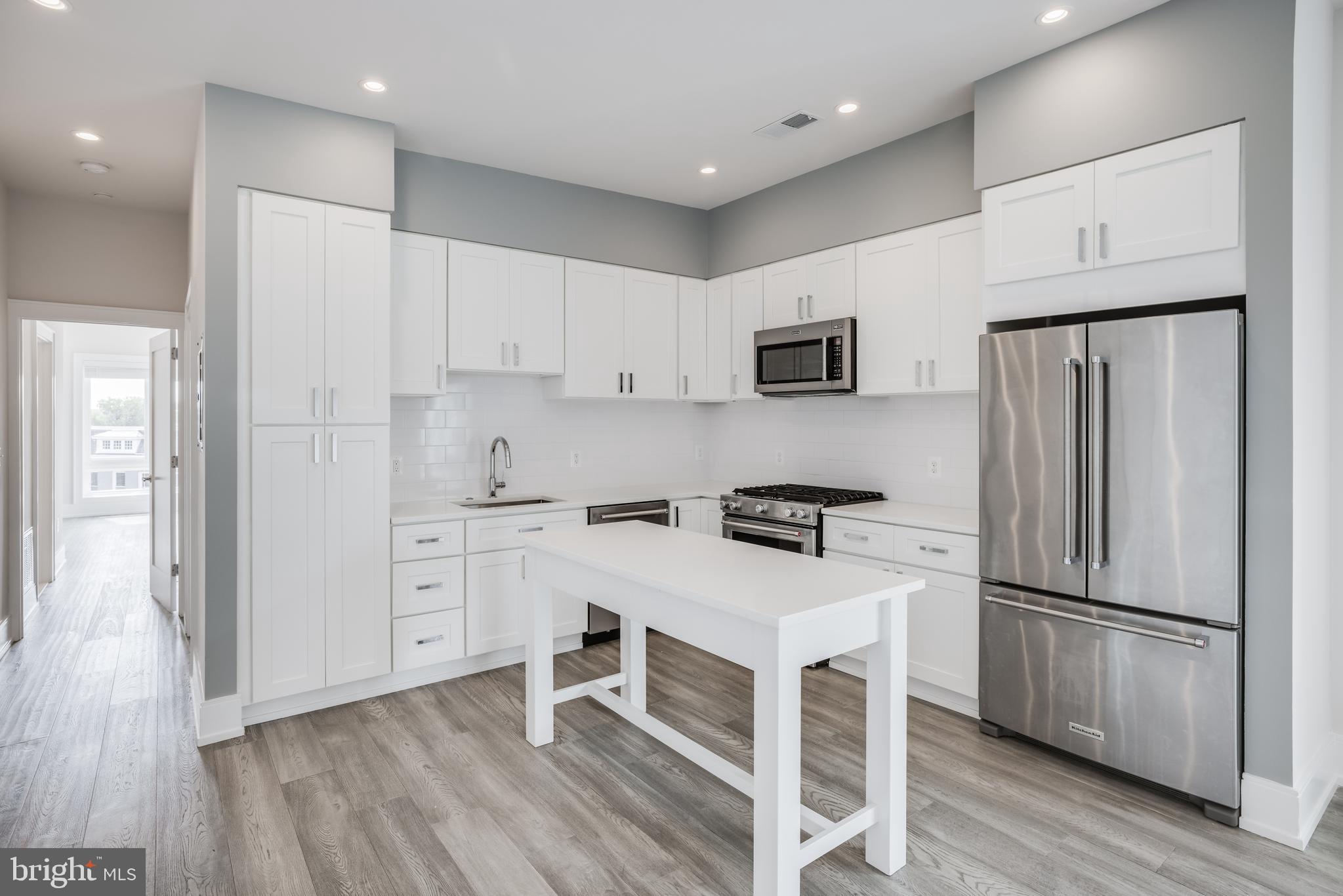 525 Park Road Northwest, Unit 304 Washington, DC 20010 - Photo 8 of 16