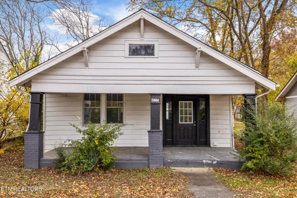 $299,900 | 2444 Woodbine Avenue, Knoxville, TN 37917