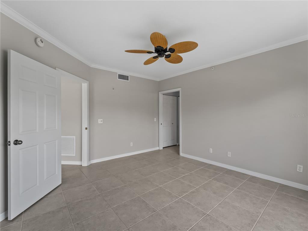 902 Addington Court, Unit 103 Venice, FL 34293 - Photo 30 of 48