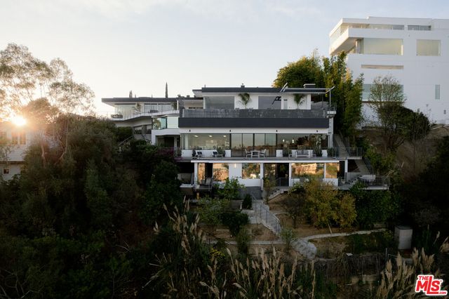 $42,000 | 1646 Blue Jay Way, Los Angeles, CA 90069