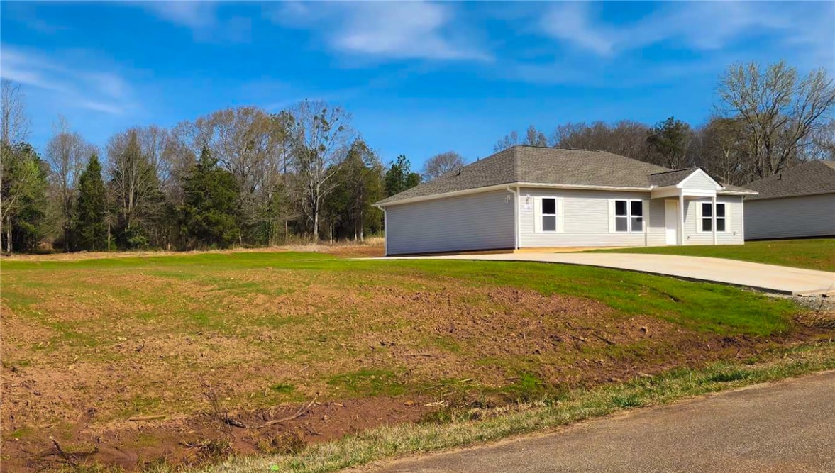 116 George Edward Drive Anderson, SC 29624 - Photo 3 of 39