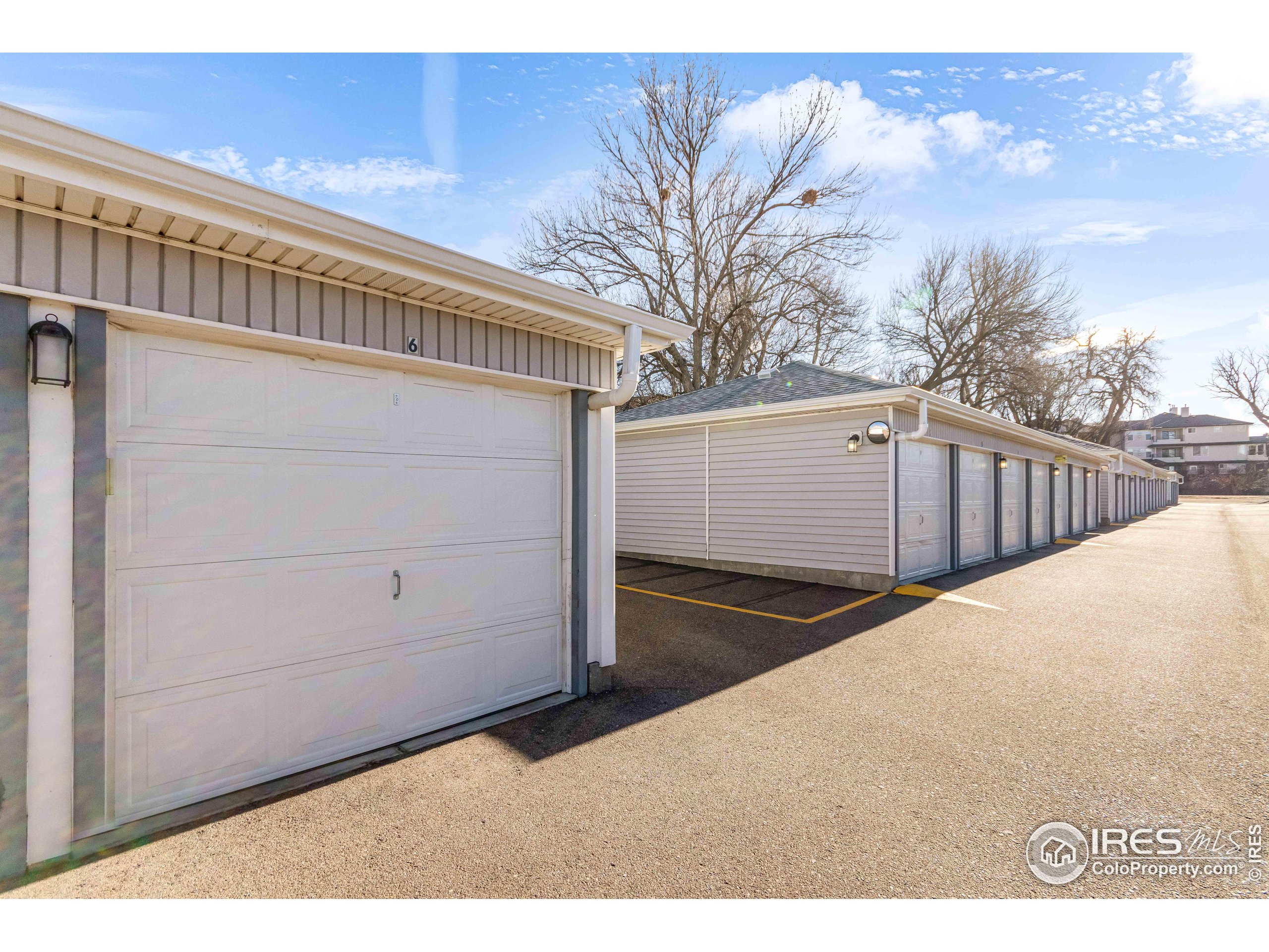 735 South Alton Way Denver, CO 80247 - Photo 28 of 29 a view of a backyard