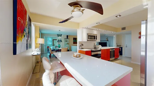 $3,850 | 1912 South Ocean Drive, Unit 12C, Hallandale Beach, FL 33009