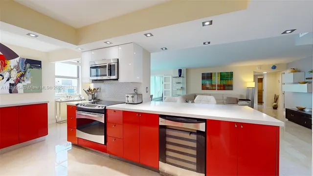 $3,850 | 1912 South Ocean Drive, Unit 12C, Hallandale Beach, FL 33009