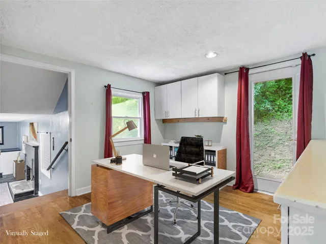 $475,000 | 12982 Us Highway, Burnsville, NC 28714