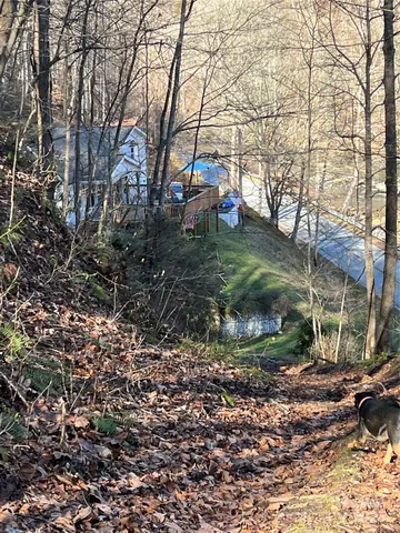 $475,000 | 12982 Us Highway, Burnsville, NC 28714