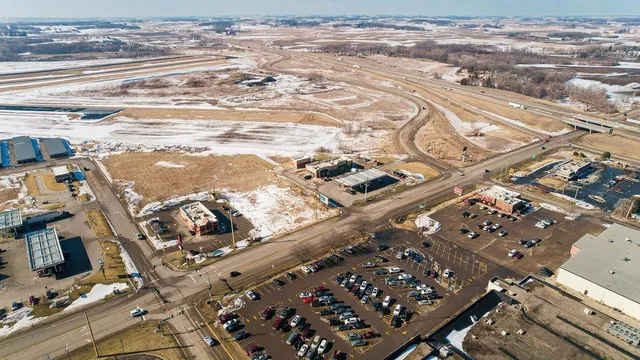 $499,900 | 2709-2715 Bridge Avenue, Albert Lea, MN 56007