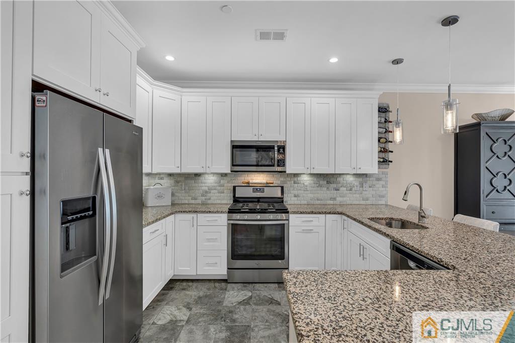 5 Cottrell Court, Unit 5 Old Bridge, NJ 08857 - Photo 12 of 50