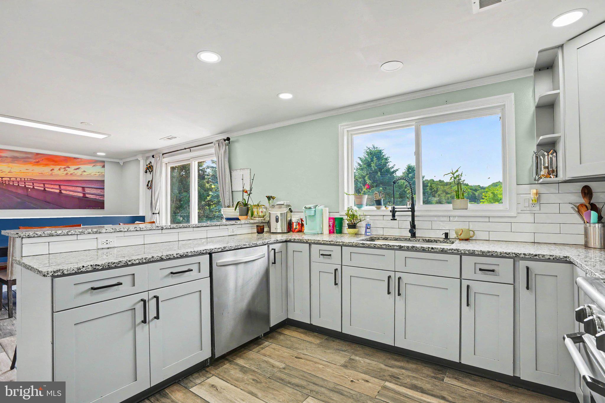 6068 Wildasin Road Spring Grove, PA 17362 - Photo 7 of 56