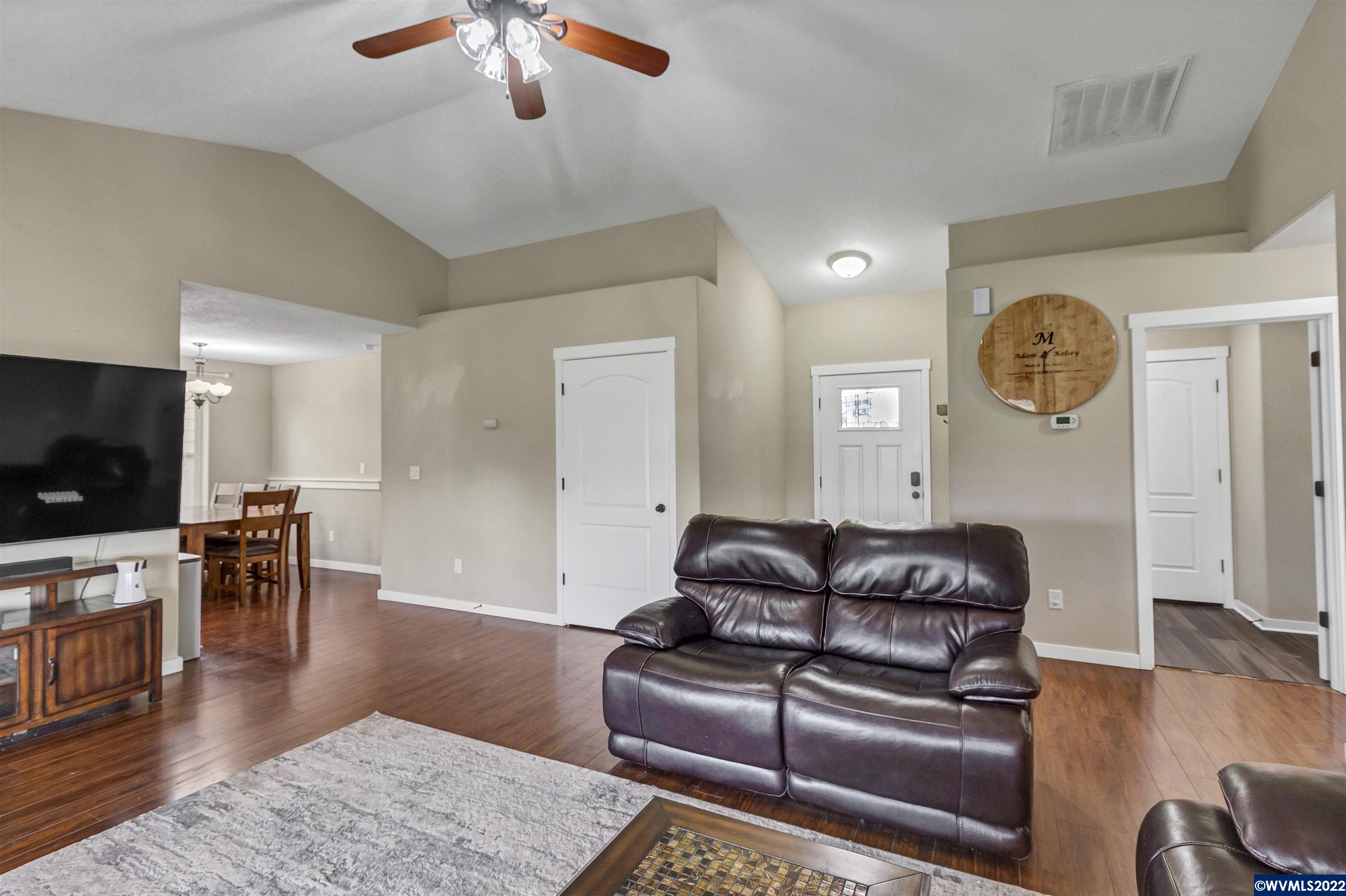 38600 Filbert Street Scio, OR 97374 - Photo 25 of 34 Gallery Image 25