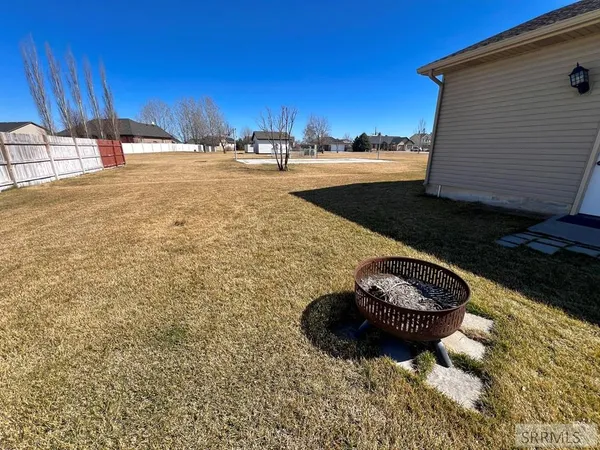$465,000 | 3889 East 12 North, Rigby, ID 83442
