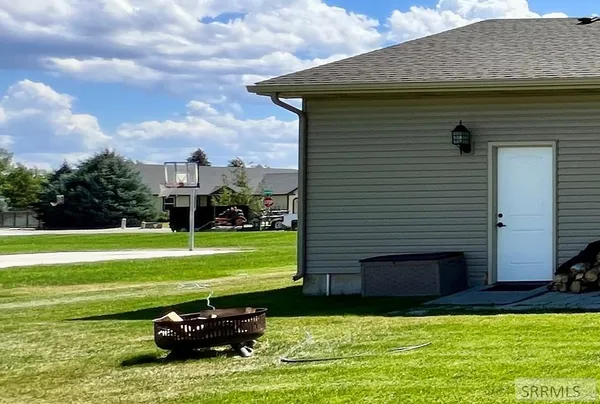 $465,000 | 3889 East 12 North, Rigby, ID 83442