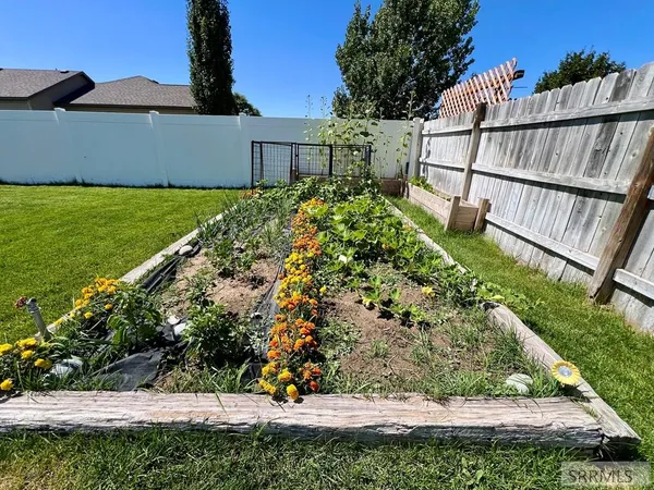 $465,000 | 3889 East 12 North, Rigby, ID 83442