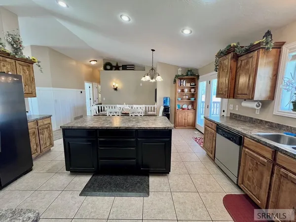 $465,000 | 3889 East 12 North, Rigby, ID 83442