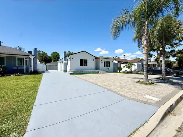 $6,500 | 5639 Natick Avenue, Van Nuys, CA 91411