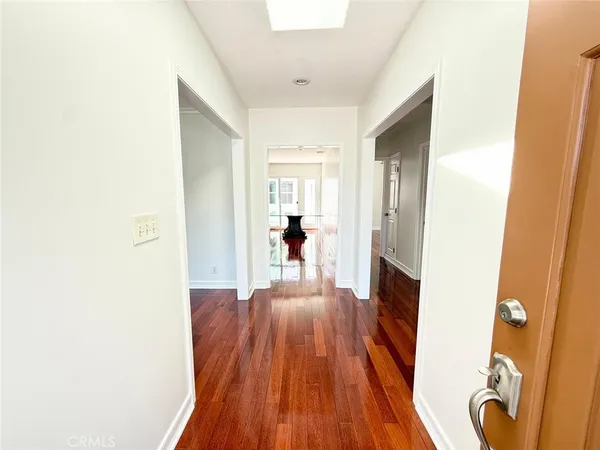 $6,500 | 5639 Natick Avenue, Van Nuys, CA 91411