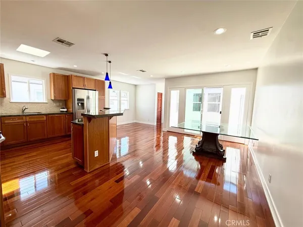 $6,500 | 5639 Natick Avenue, Van Nuys, CA 91411