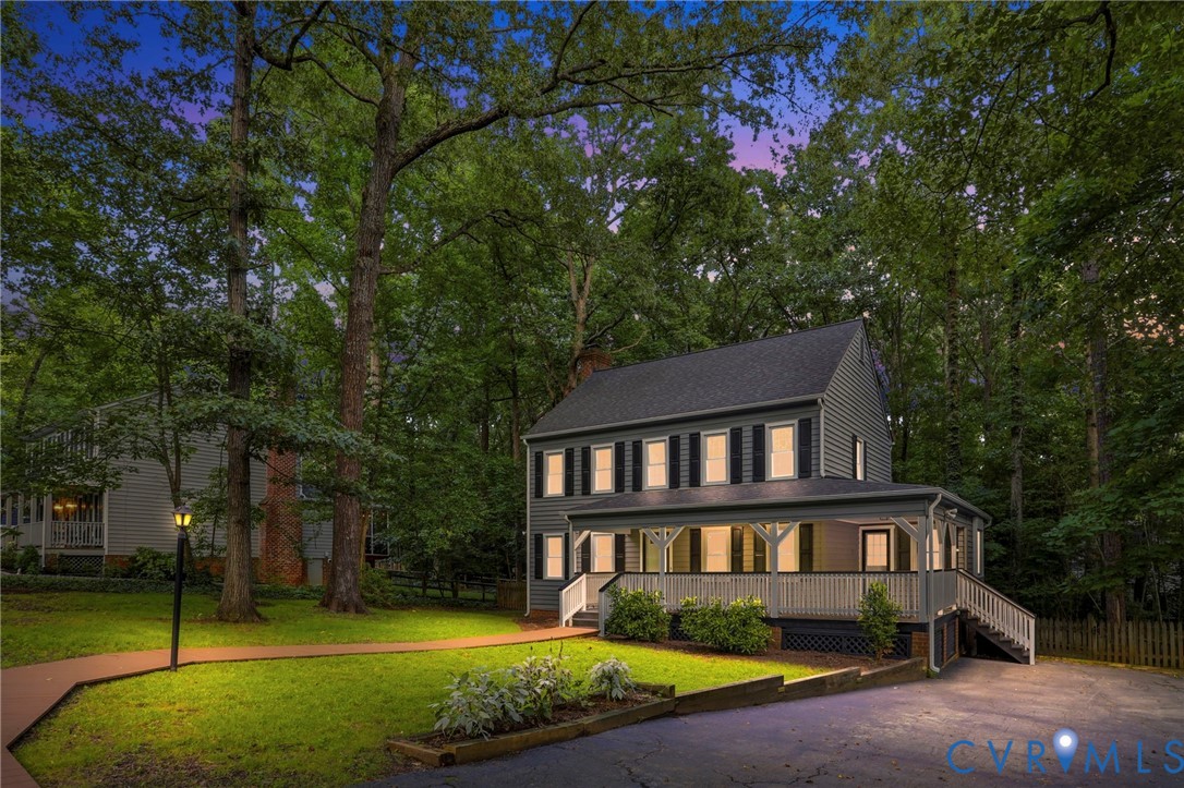 13913 Barnes Spring Road Midlothian, VA 23112 - Photo 2 of 51 Two-story traditional residence featuring a full-w
