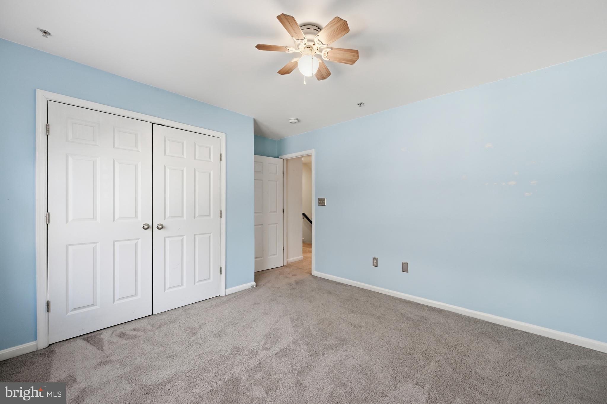 18733 Falling River Drive Gaithersburg, MD 20879 - Photo 26 of 34 a view of an empty room
