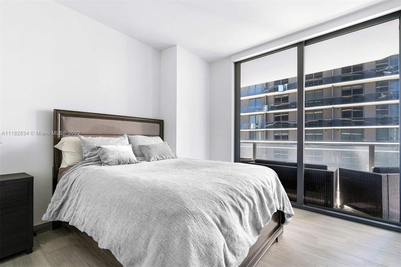 45 Southwest 9th Street, Unit 2508 Miami, FL 33130 - Photo 19 of 29