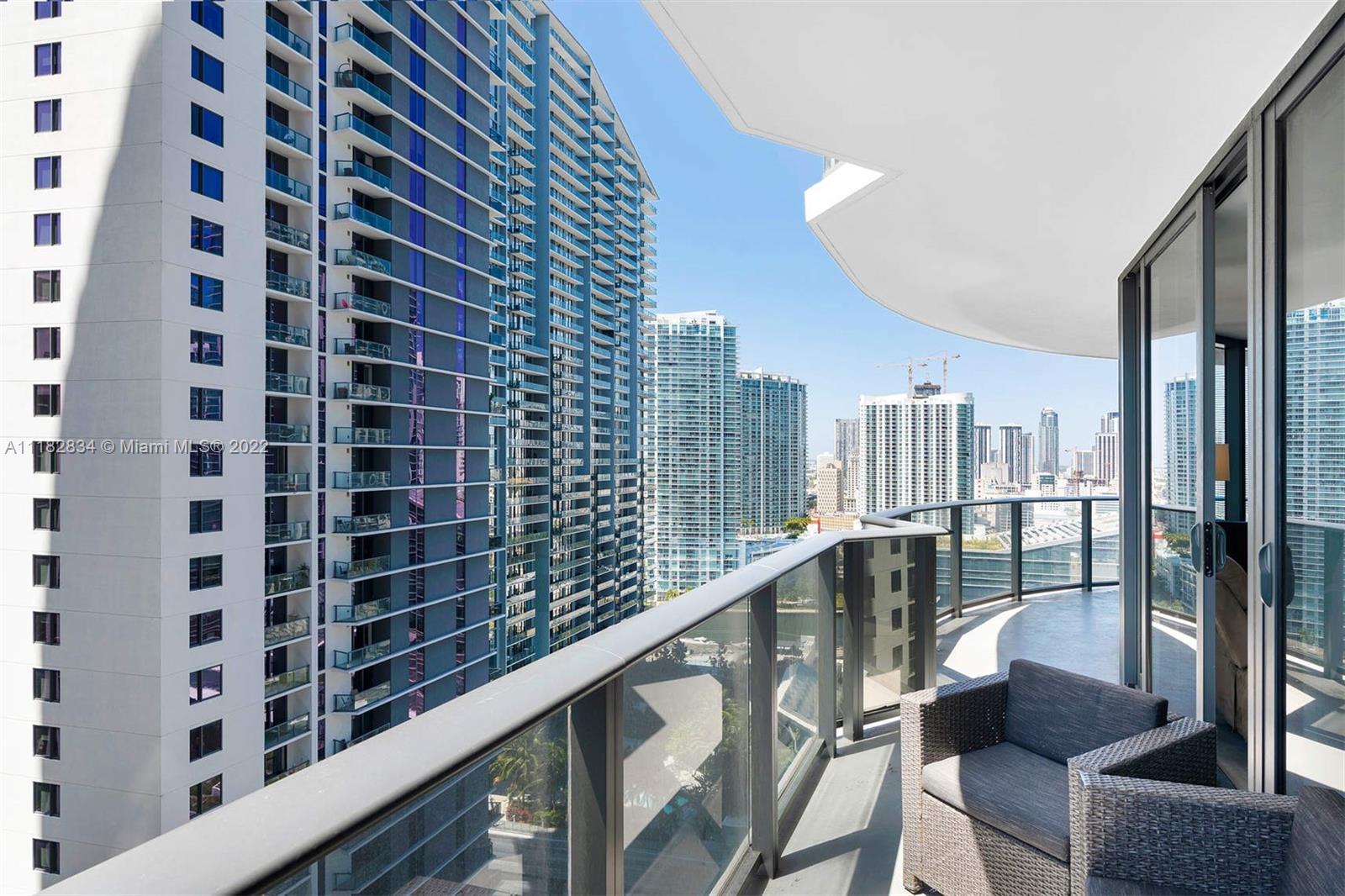 45 Southwest 9th Street, Unit 2508 Miami, FL 33130 - Photo 25 of 29