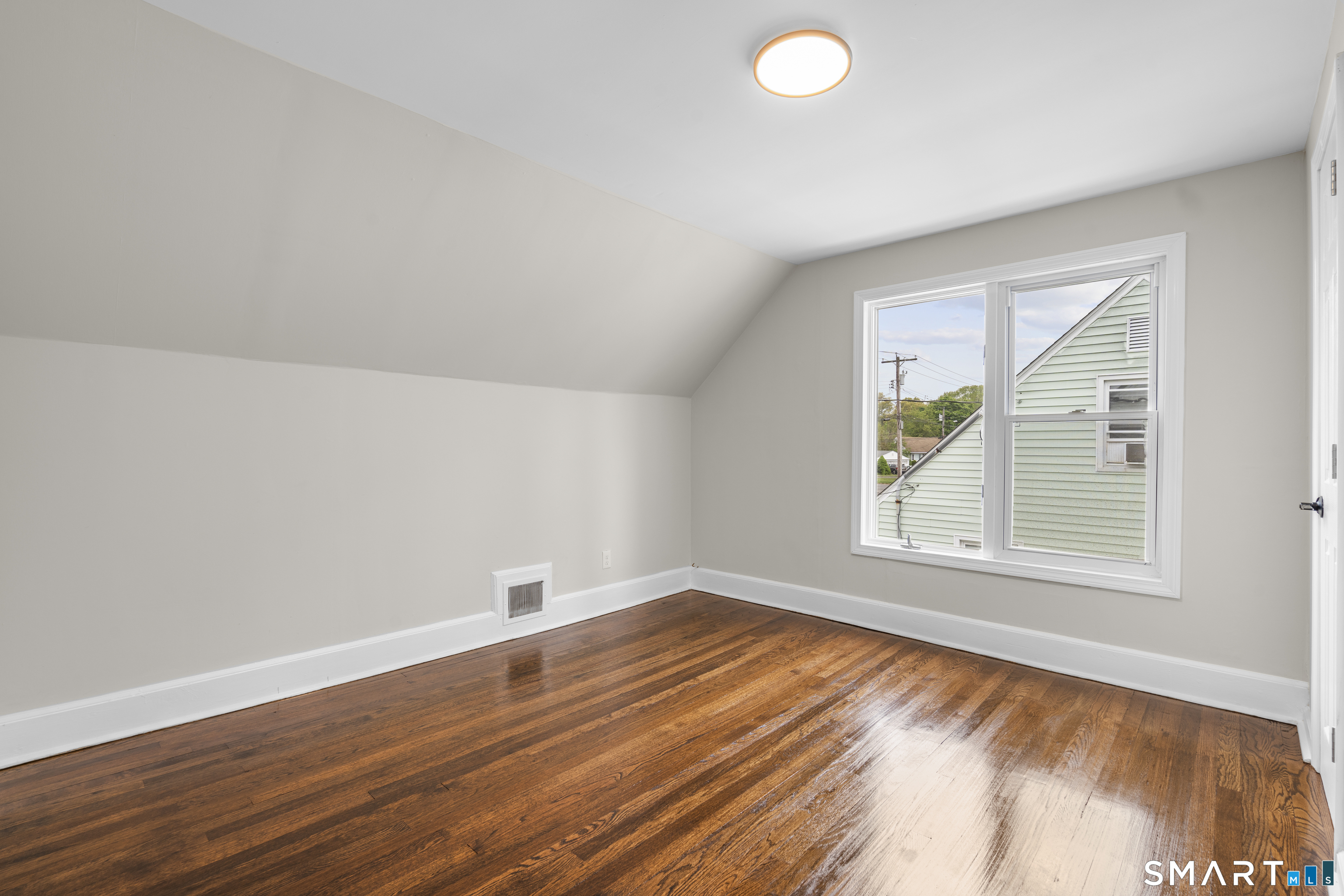 131 Chester Street Hamden, CT 06514 - Photo 27 of 36