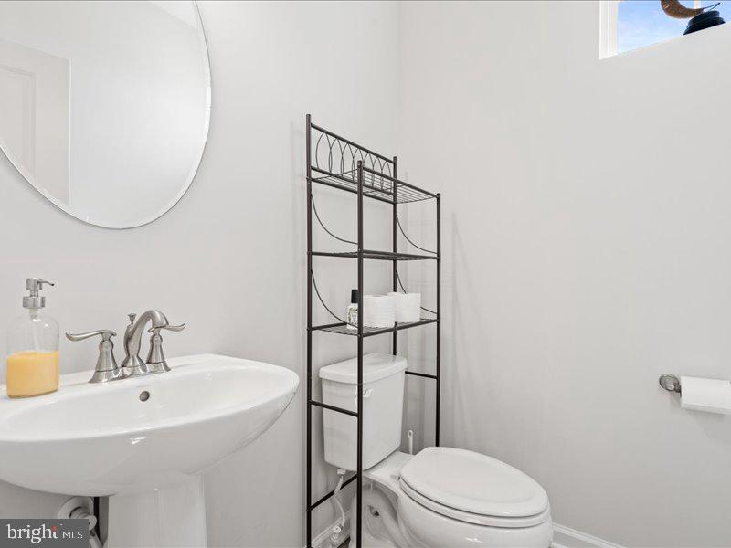 4561 Morley Loop Woodbridge, VA 22192 - Photo 10 of 40