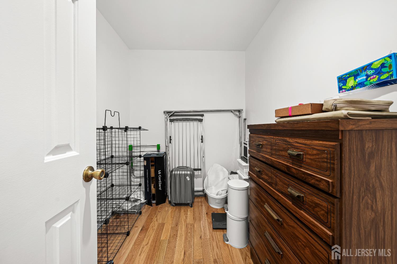 5 Hawthorn Drive Edison, NJ 08820 - Photo 22 of 29