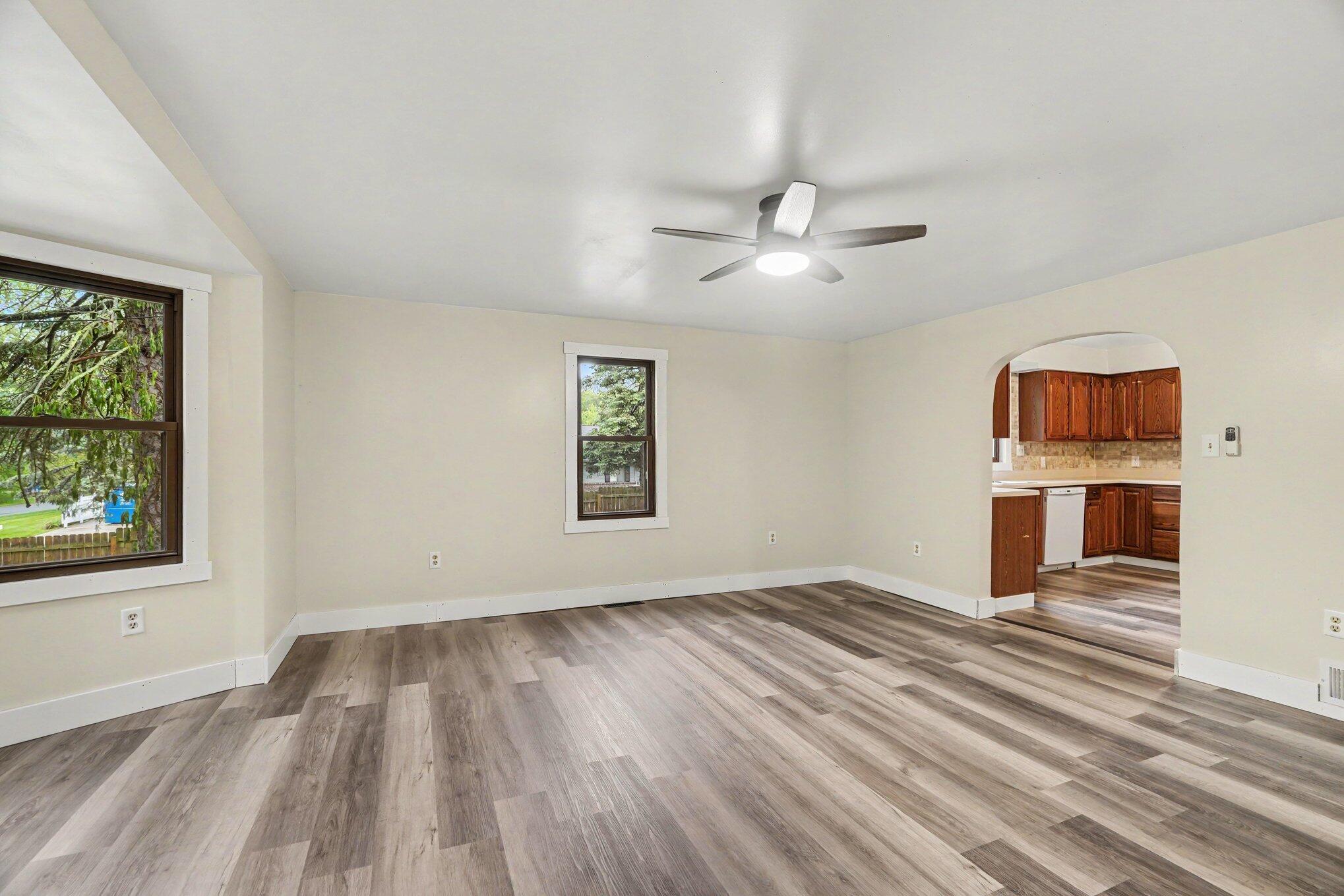 475 South Burr Oak Road Colon, MI 49040 - Photo 4 of 19 007_file_8009