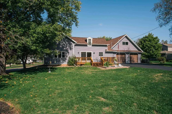 $249,900 | 209 West 17th Street, Neillsville, WI 54456