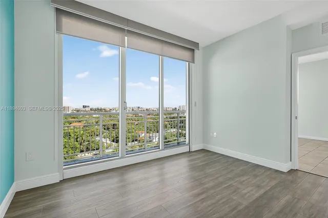 $4,750 | 2021 Southwest 3rd Avenue, Unit PH3, Miami, FL 33129