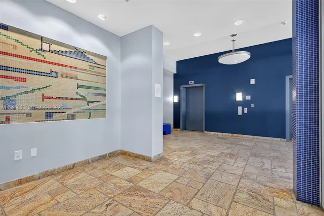 $4,750 | 2021 Southwest 3rd Avenue, Unit PH3, Miami, FL 33129