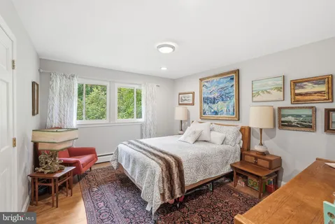 $1,625,000 | 9228 Farnsworth Drive, Potomac, MD 20854
