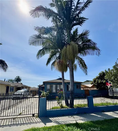 $629,900 | 904 East Stockton Street, Compton, CA 90221