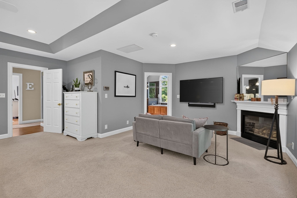 22 Rhodes Drive Wrentham, MA 02093 - Photo 20 of 42