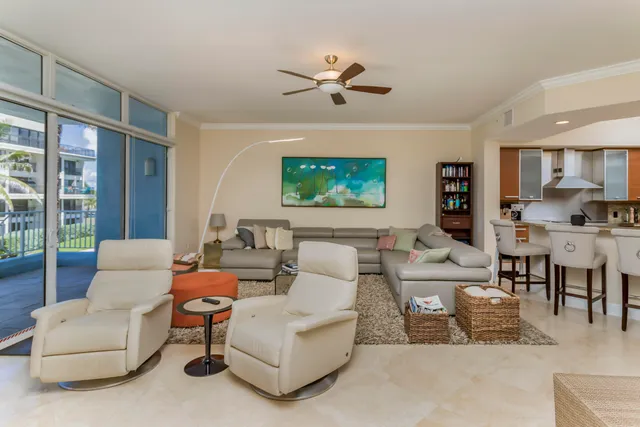 $13,000 | 701 Southeast 21st Avenue, Unit 204, Deerfield Beach, FL 33441