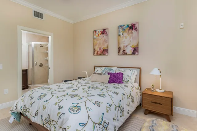 $13,000 | 701 Southeast 21st Avenue, Unit 204, Deerfield Beach, FL 33441