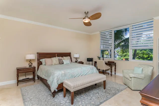 $13,000 | 701 Southeast 21st Avenue, Unit 204, Deerfield Beach, FL 33441