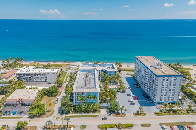 $13,000 | 701 Southeast 21st Avenue, Unit 204, Deerfield Beach, FL 33441