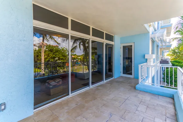 $13,000 | 701 Southeast 21st Avenue, Unit 204, Deerfield Beach, FL 33441