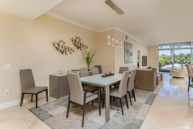 $13,000 | 701 Southeast 21st Avenue, Unit 204, Deerfield Beach, FL 33441