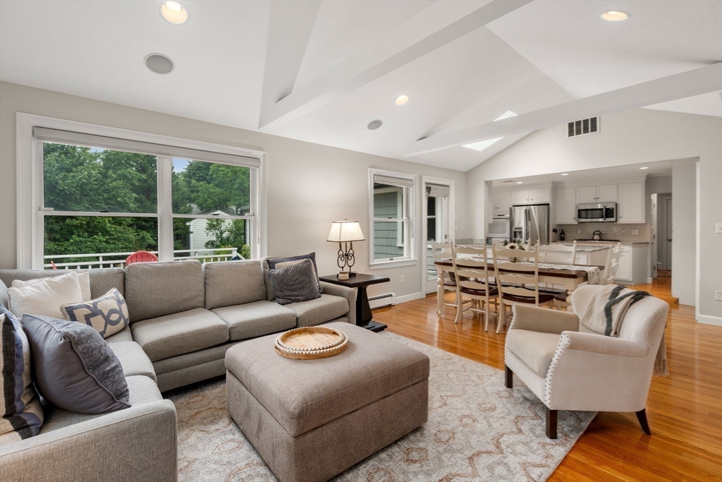 74 Spring Valley Road Belmont, MA 02478 - Photo 13 of 41