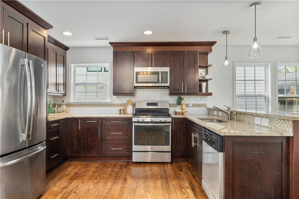 1498 Deerwood Drive Decatur, GA 30030 - Photo 11 of 34