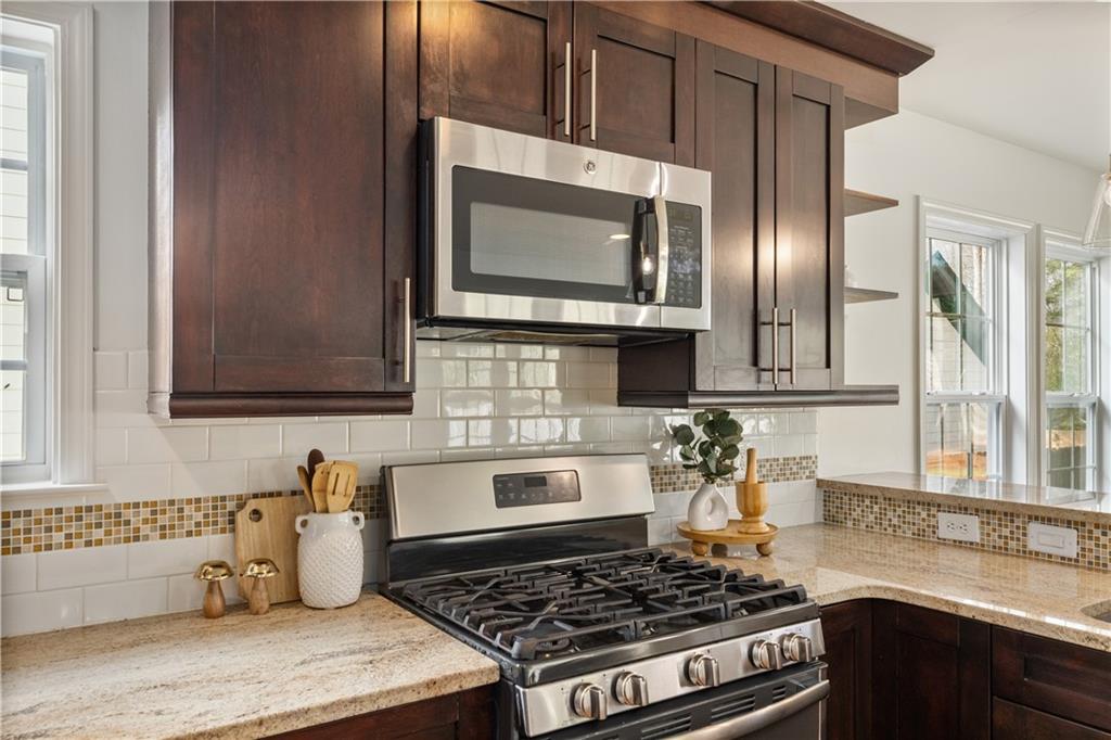 1498 Deerwood Drive Decatur, GA 30030 - Photo 12 of 34