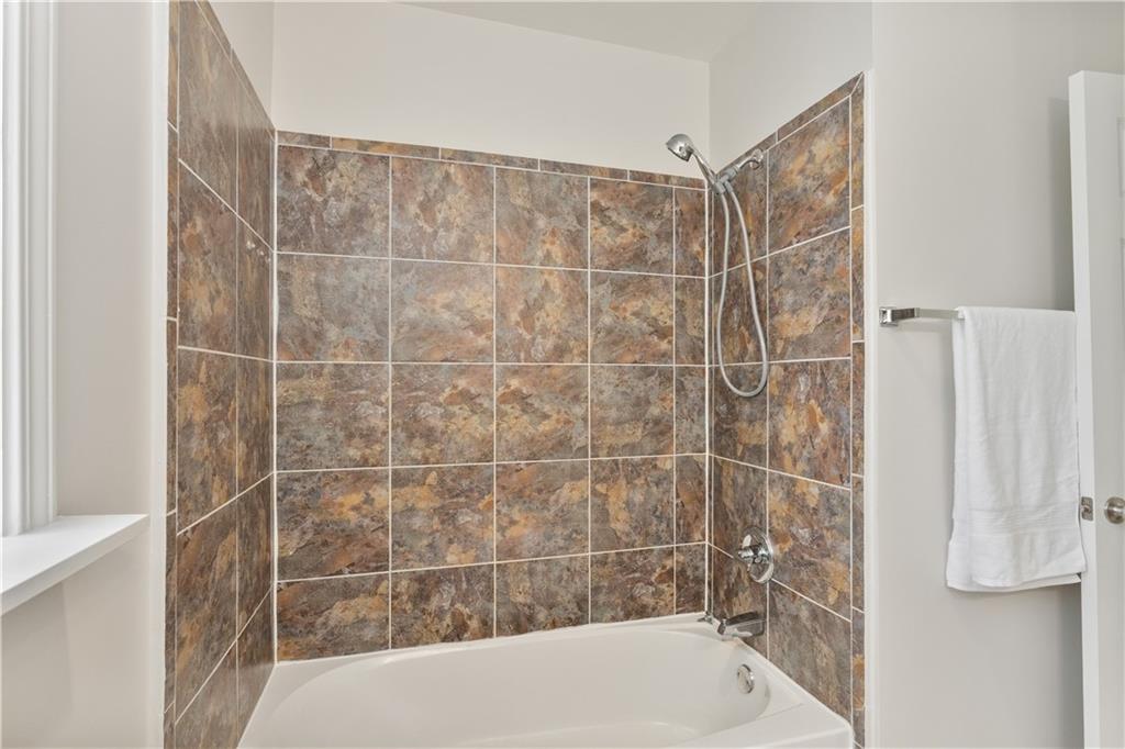 1498 Deerwood Drive Decatur, GA 30030 - Photo 20 of 34