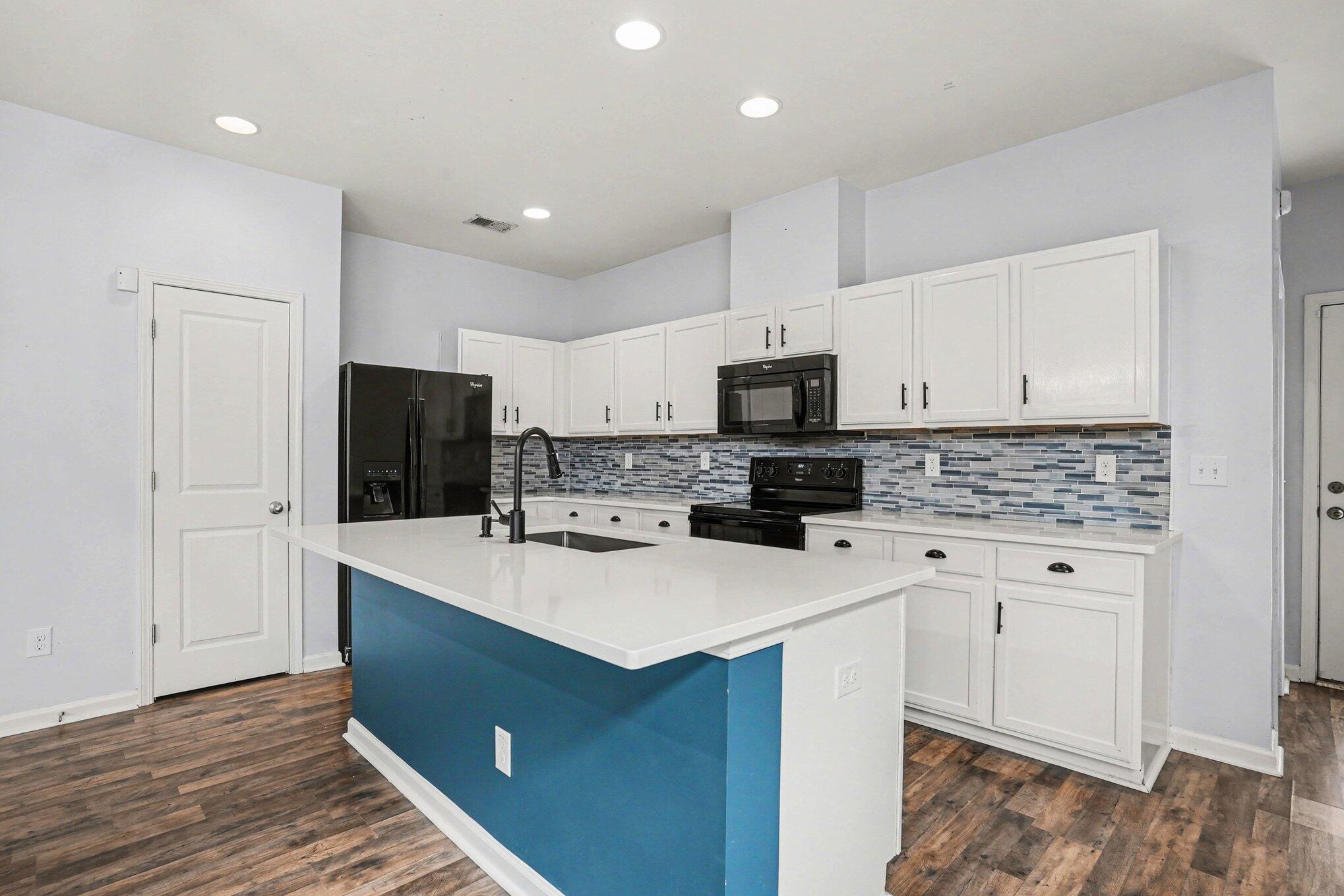 265 Oglethorpe Circle Moncks Corner, SC 29461 - Photo 9 of 38 file_3781