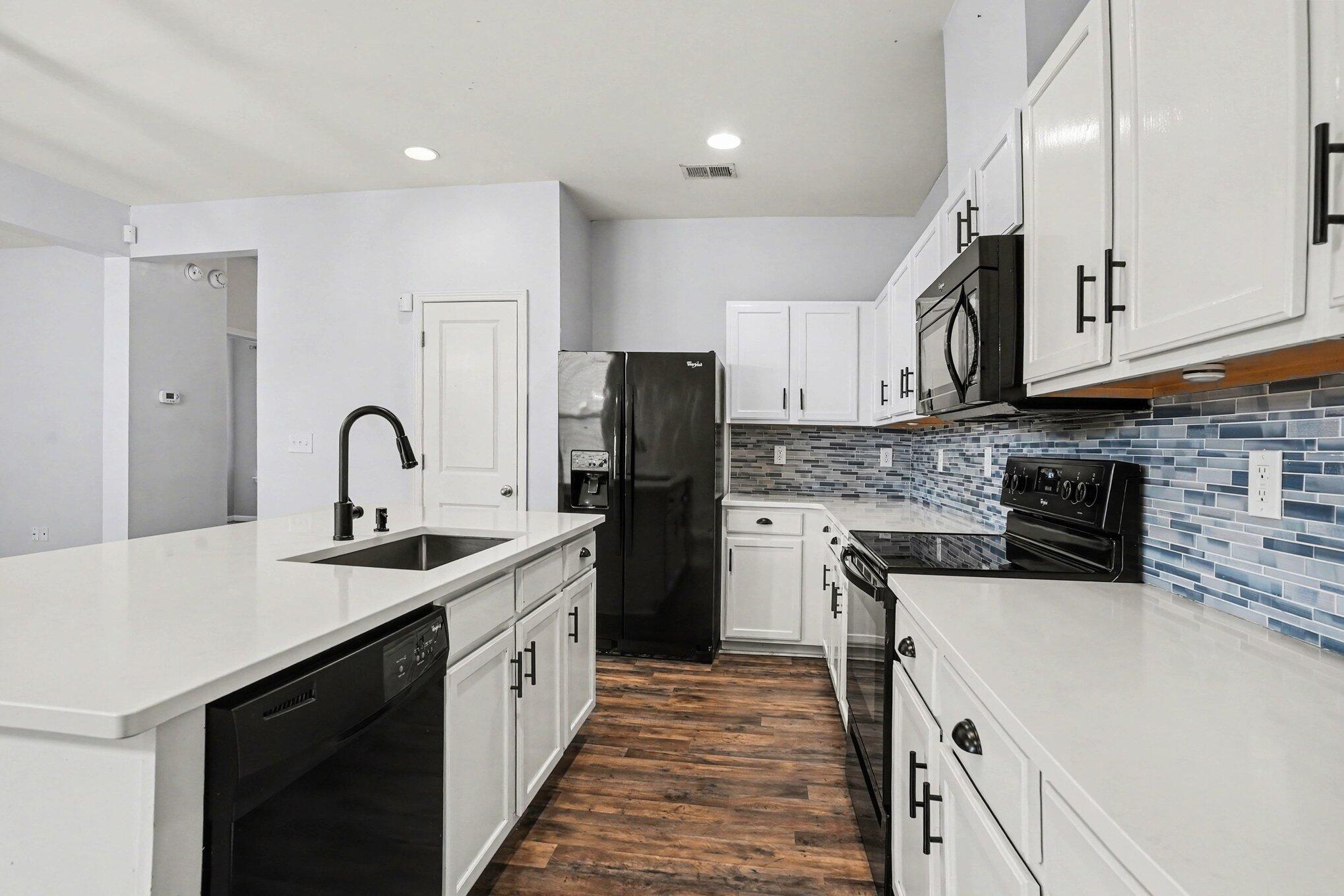 265 Oglethorpe Circle Moncks Corner, SC 29461 - Photo 10 of 38 file_8383