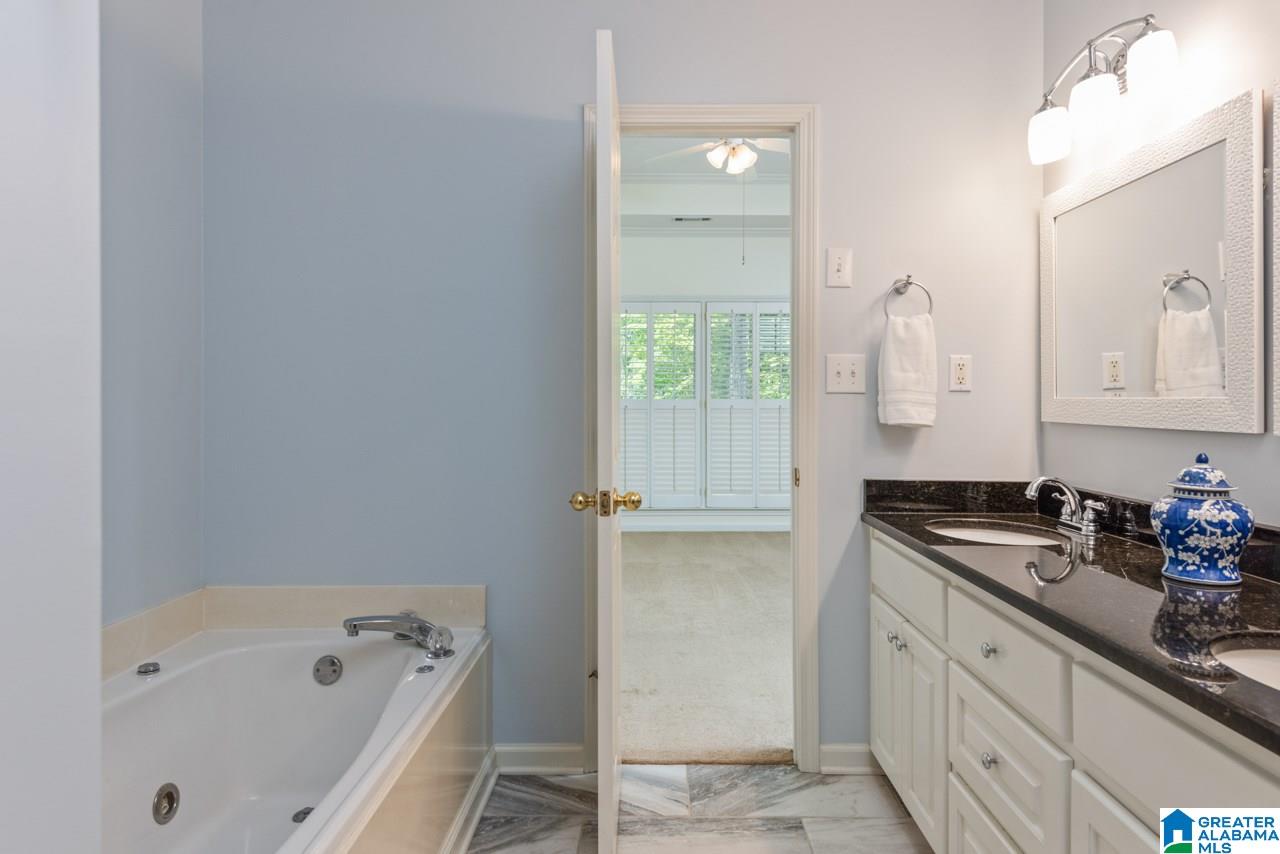 320 Wynlake Circle Alabaster, AL 35007 - Photo 20 of 32